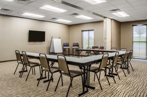 Hotel Comfort Suites Manheim - Lancaster