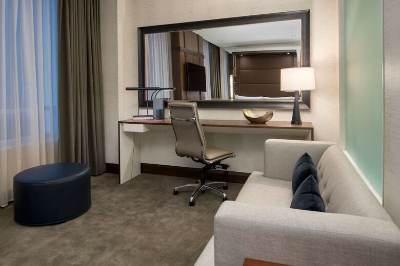 Hotel Embassy Suites By Hilton Seattle Downtown Pioneer Square