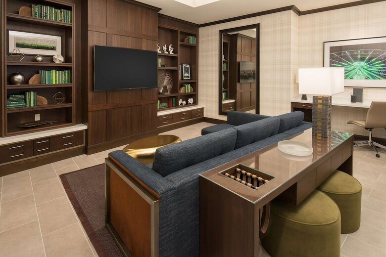 Hotel Embassy Suites By Hilton Seattle Downtown Pioneer Square