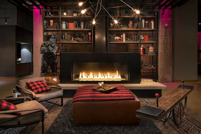 Hotel Moxy Seattle Downtown
