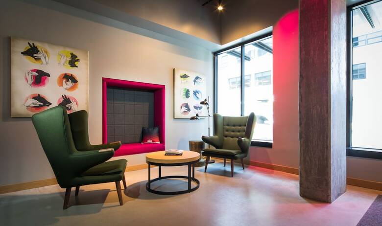 Hotel Moxy Seattle Downtown