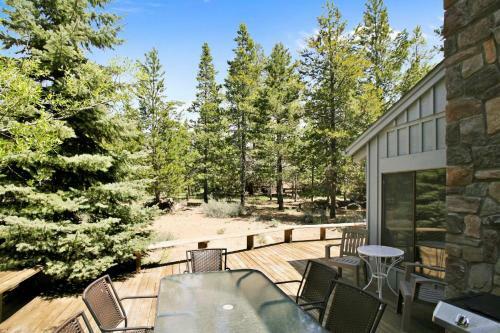 Grouse 6 Five-bedroom Home