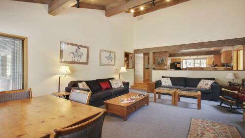 Grouse 6 Five-bedroom Home