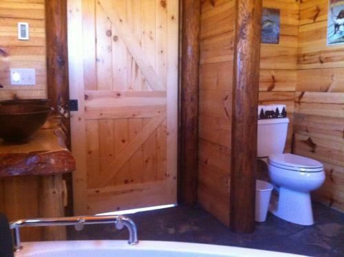 Rustic Cabin Rental
