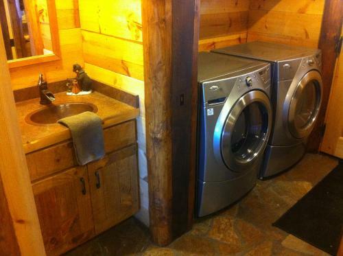 Rustic Cabin Rental