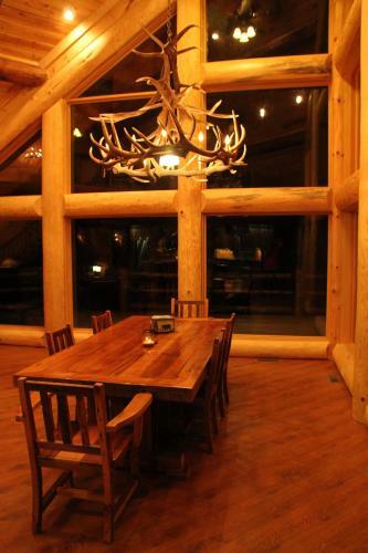 Rustic Cabin Rental