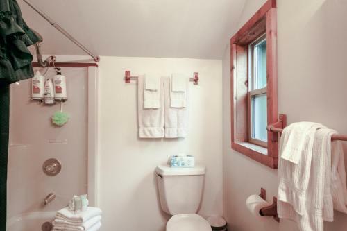Port Angeles Blue Mountain Lodge With Bunkhouse