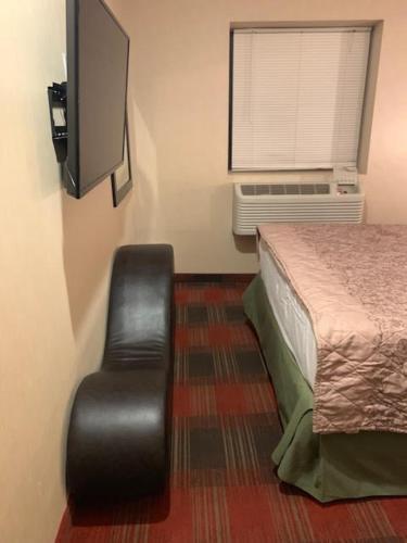 Cam Suites Hotel