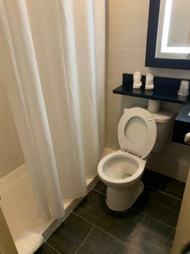 Cam Suites Hotel