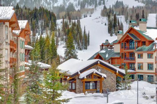 Powderhorn Lodge 209