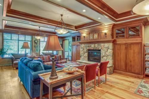 Powderhorn Lodge 209
