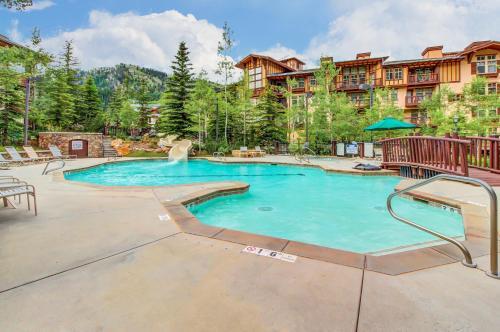 Powderhorn Lodge 209