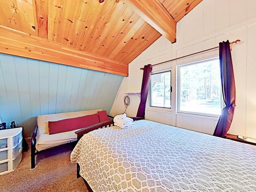 3689 Spruce Ave Home