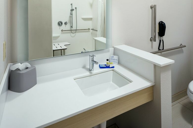 Hotel Holiday Inn Express & Suites - Medford