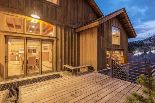Skydance Cabin
