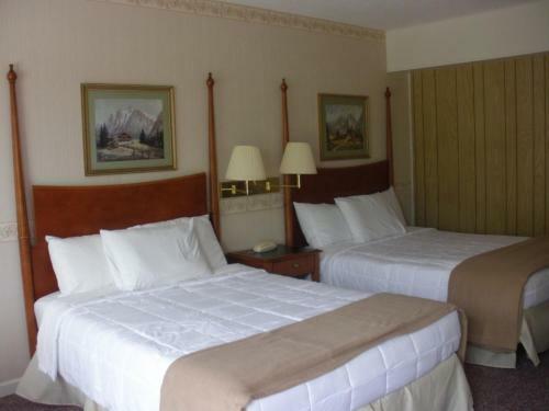 Posada High Meadows Inn