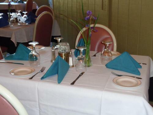 Posada High Meadows Inn