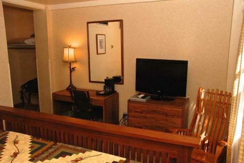 Hotel Spring Mill Inn