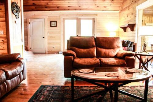 Lake View Cabin