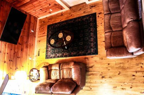 Lake View Cabin