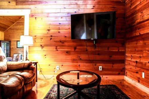 Lake View Cabin