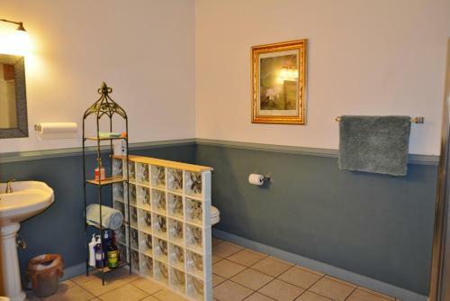 Downtown Lancaster Loft Apartment