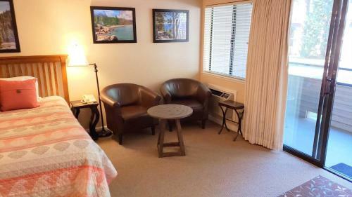 Apartamento Lakeland Village #105 Condo