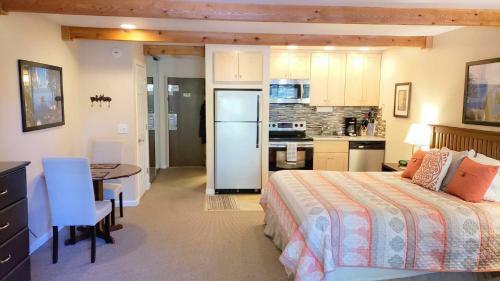 Apartamento Lakeland Village #105 Condo