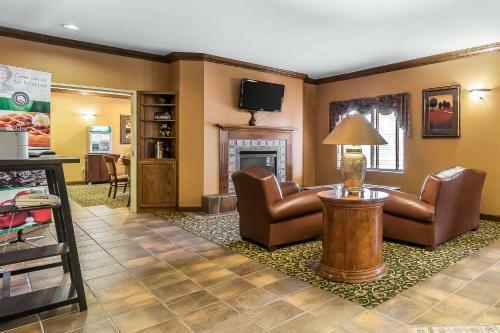 Hotel Quality Inn & Suites Emporia