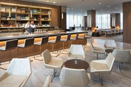 AC Hotel By Marriott Bloomington Mall Of America