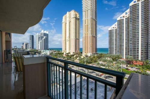 Apartment By Great Sunny Isles Lodging