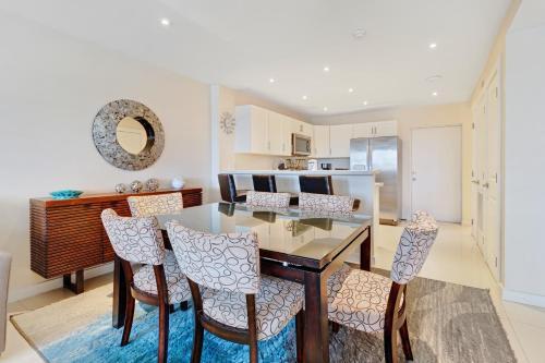 Solare Garden Villa 865