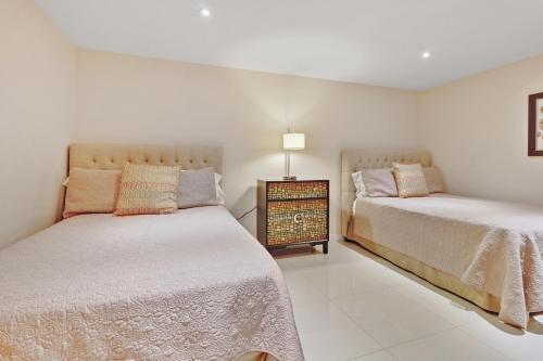 Solare Garden Villa 865