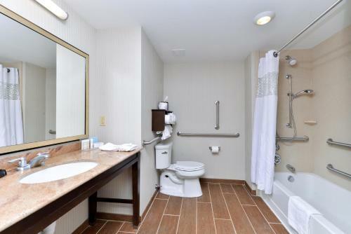 Hotel Hampton Inn & Suites California University-pittsburgh