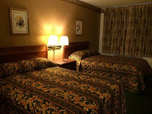 Townhouse Motel