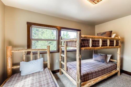 Alpine Peak Lodge