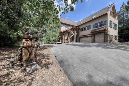 Alpine Peak Lodge
