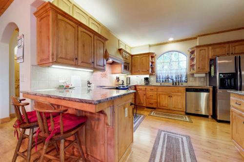 New England Cottage