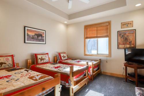 Bonanza Bunkhouse