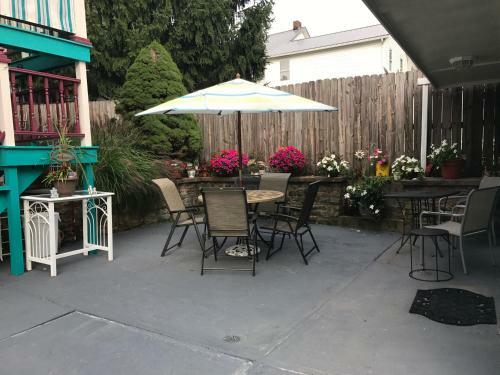 Campbell House B&B