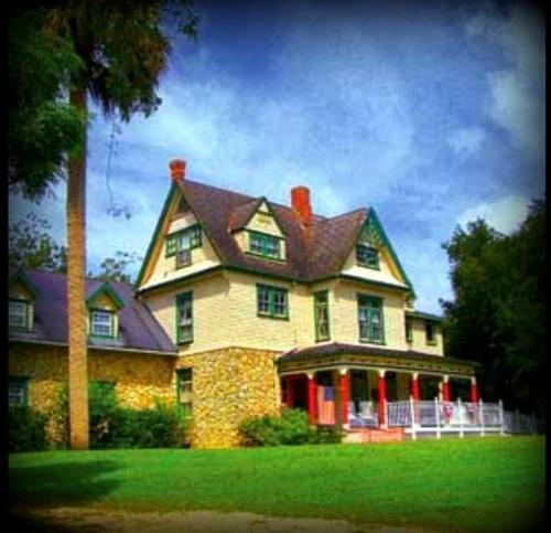 Shamrock Thistle & Crown B&B