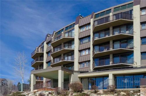 Bronze Tree Condominiums - Bt104