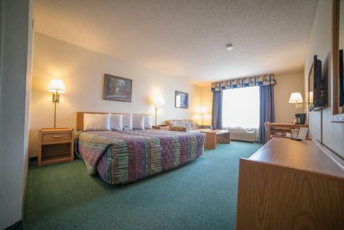 Motel River Valley Inn & Suites
