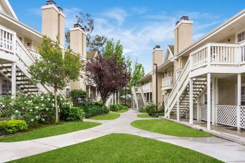 Hotel Chase Suites Brea