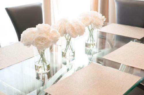 Beautiful Home! 25 Minutes To Downtown Chicago