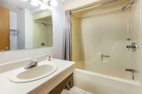 Hotel Travelodge By Wyndham Escanaba
