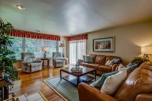 Heron Pointe Guest House