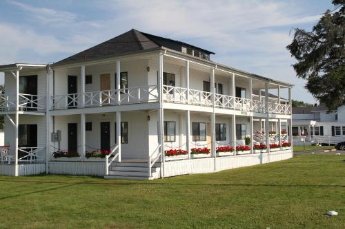 Posada Ocean Point Inn