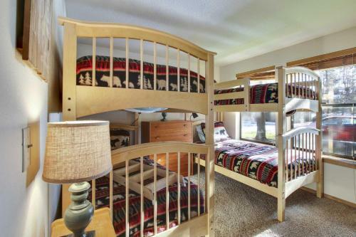 Apartamento Fairway Village 02 Three-bedroom Condo
