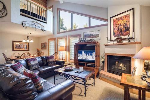 Saddle Creek Sc710